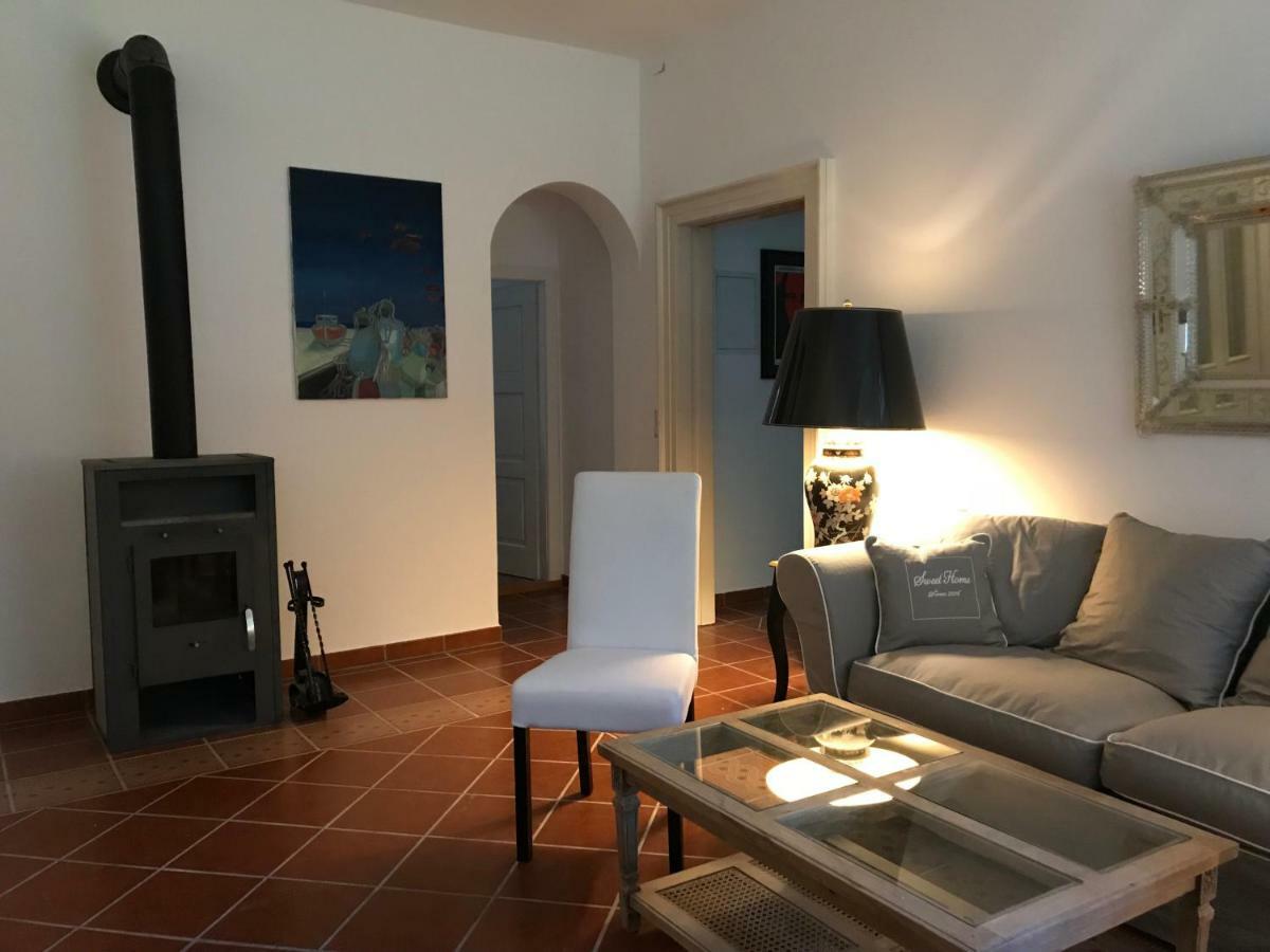Elegantes Gaesteapartment Verano In Schloss Und Hofgut Langenzell Wiesenbach Экстерьер фото
